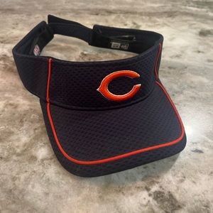Chicago Bears New Era Visor (like new)